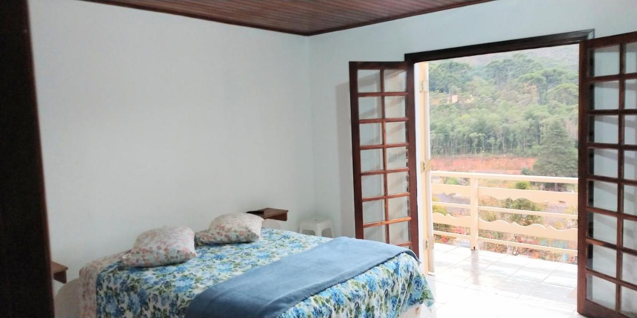 Vista Bela Villa Campos do Jordão Buitenkant foto